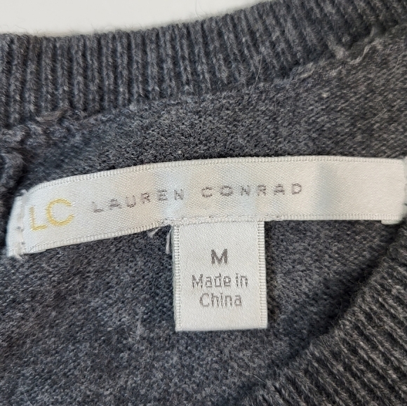 LC Lauren Conrad Grey and Black Lace Blouse - Picture 7 of 7